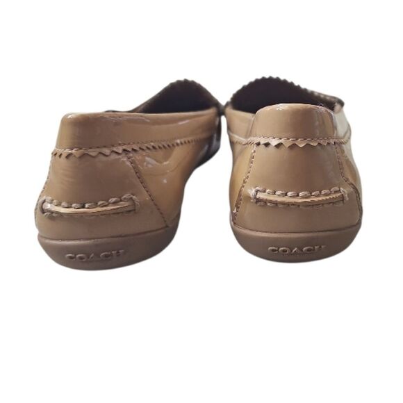 Coach Odette Slip On Loafer Tan Patent Leather Sz 7 Elegant Comfortable Timeless - Picture 3 of 15